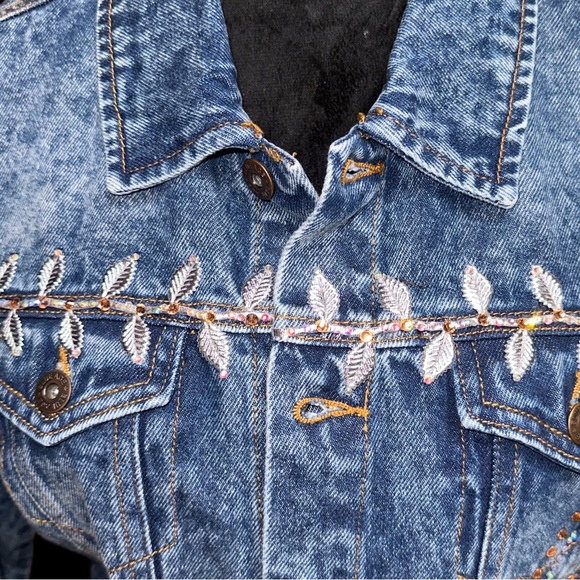 Victorian Embroidered & Appliquéd Jean Jacket - Picture 11 of 13